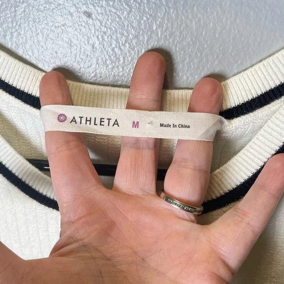 Athleta Women's On The Town Ribbed White Sleeveless Sweater Vest Tunic Size M - Picture 3 of 6